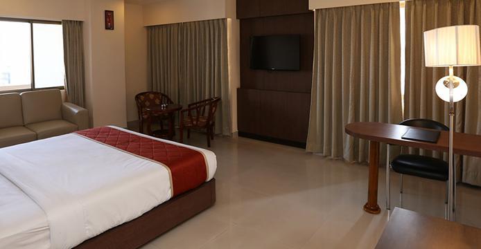 The Contour Hotel 구와하티 외부 사진